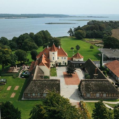 Gl. Avernaes Sinatur Hotel & Konference Ebberup Екстериор снимка