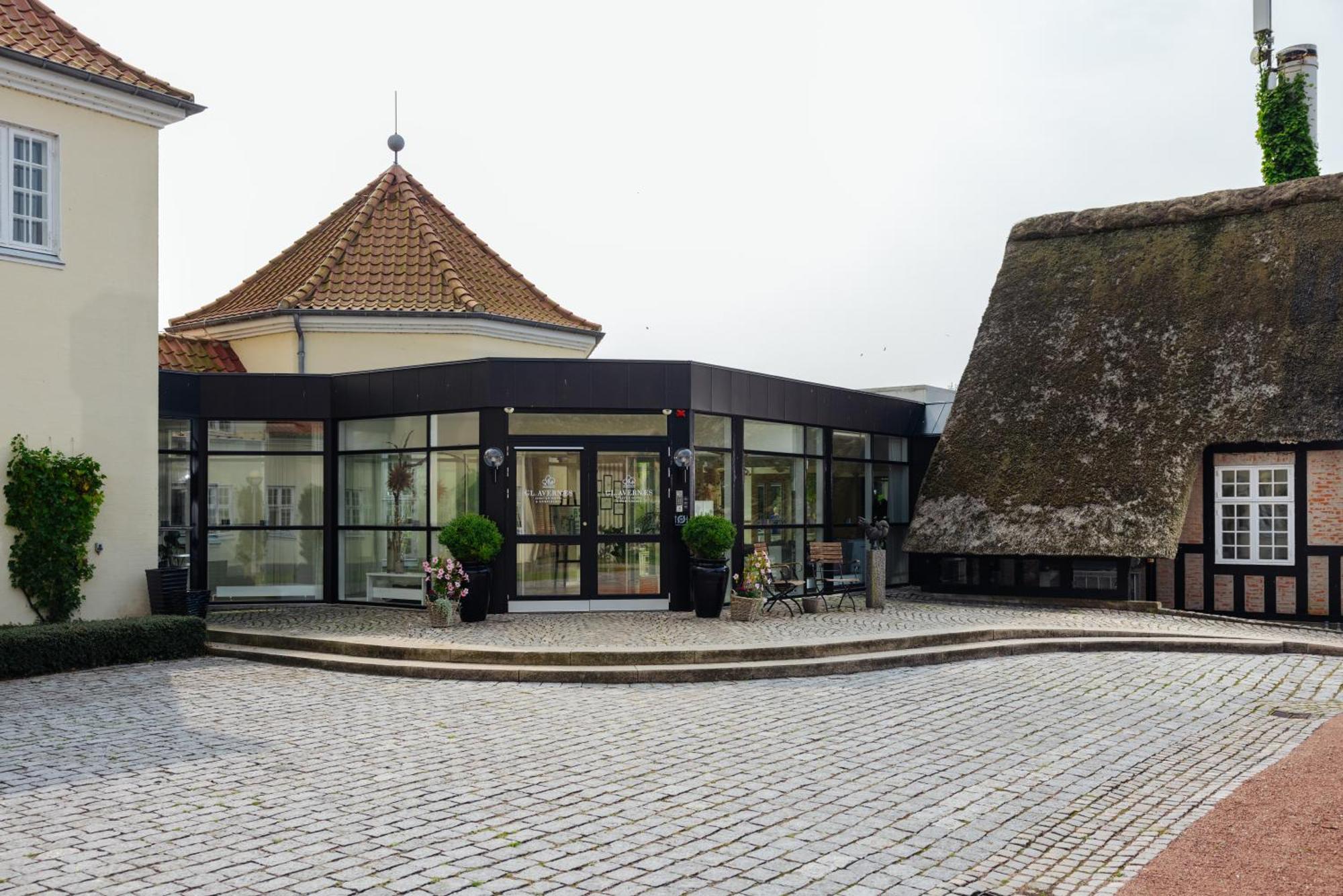 Gl. Avernaes Sinatur Hotel & Konference Ebberup Екстериор снимка